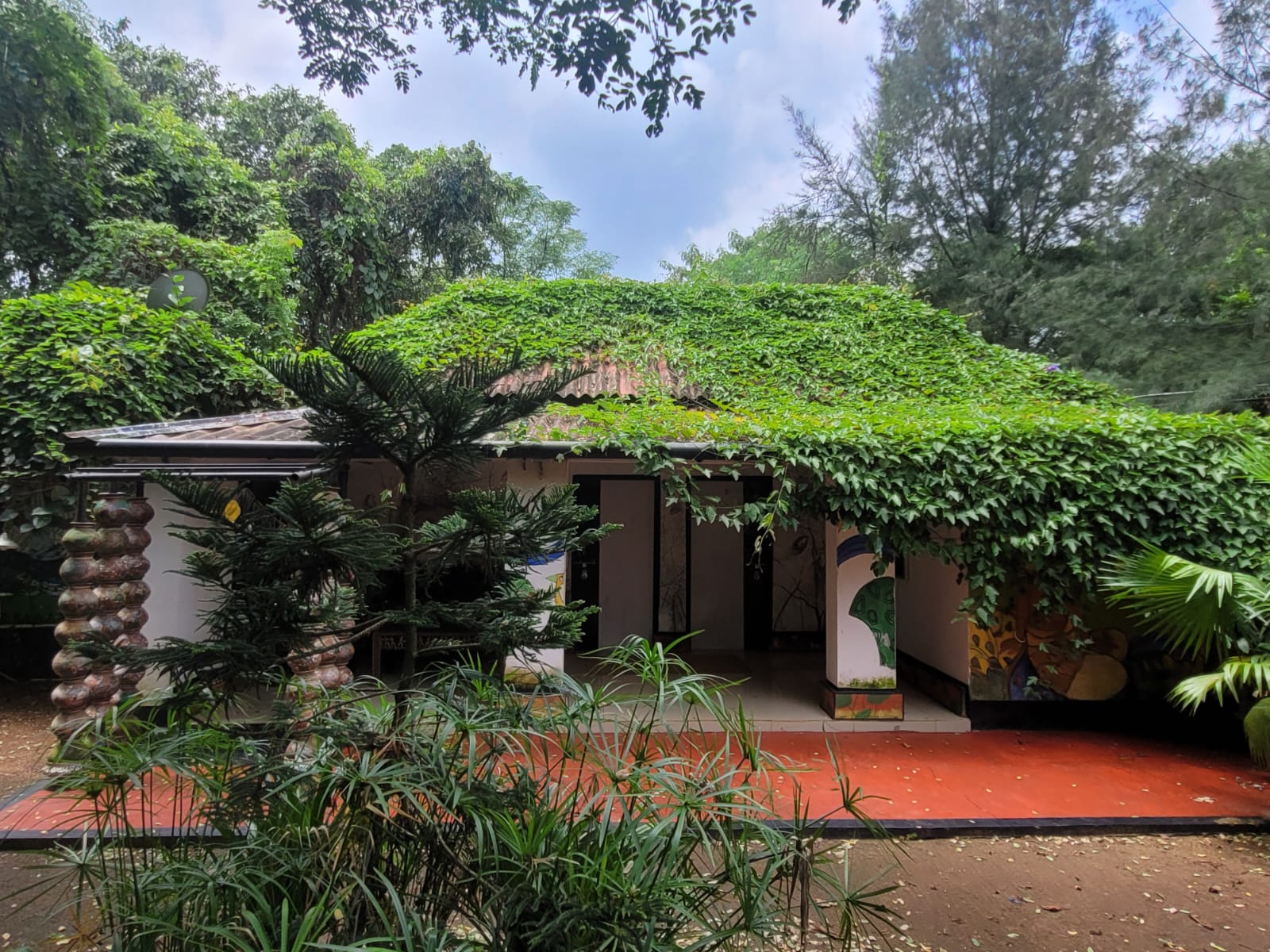 Gallery  Cottage AC No 103