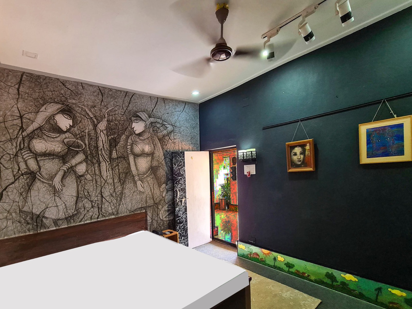 Gallery Cottage AC no 104