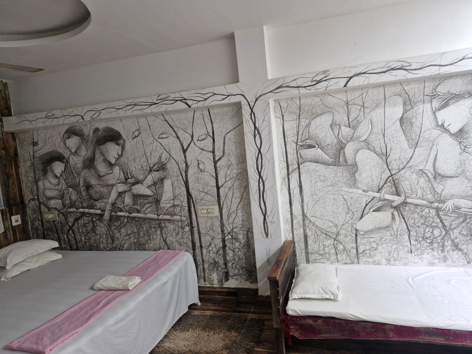 Nishi Theque Private  AC Cottage No 108