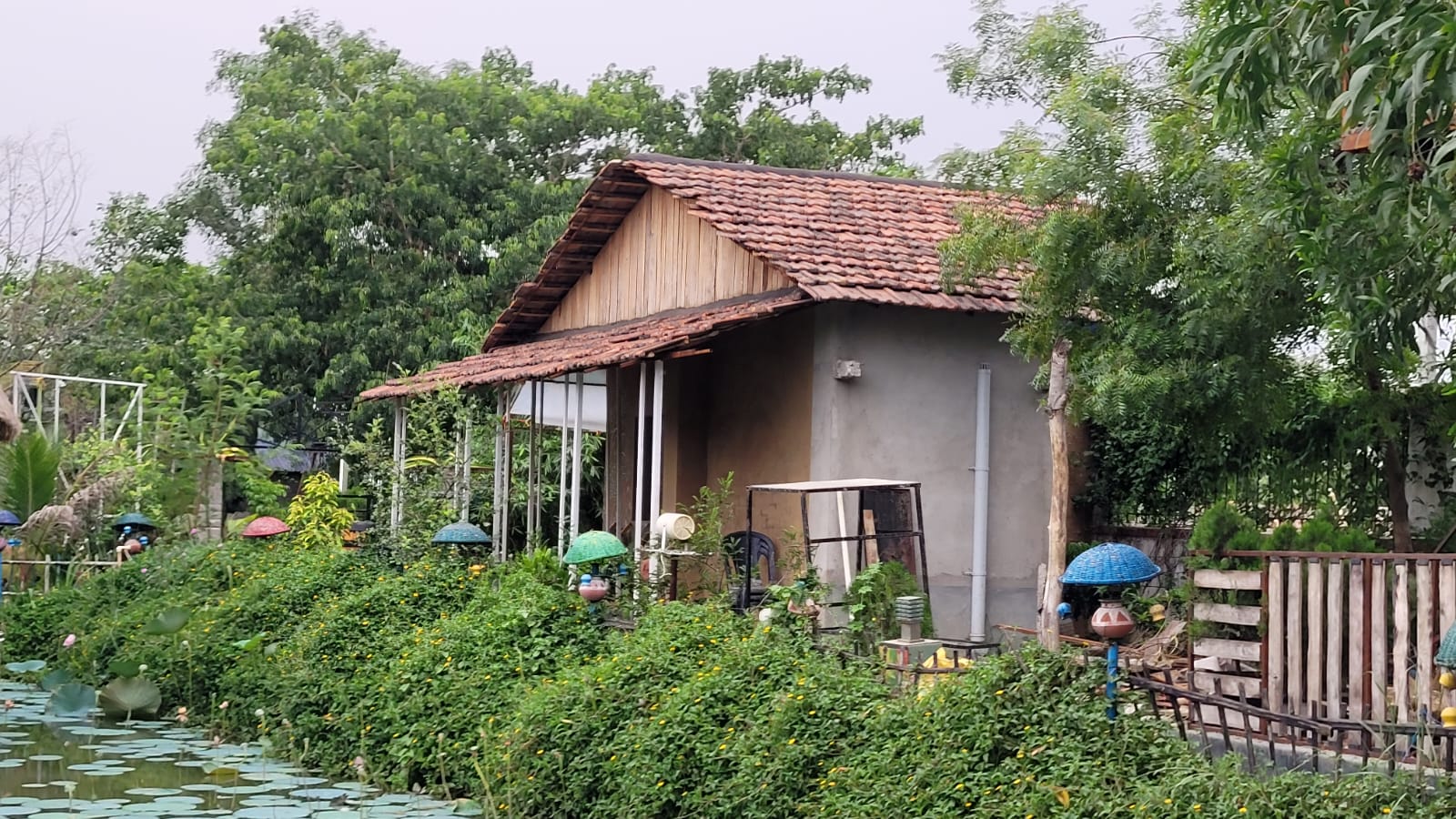 Mud House Non Ac no 114